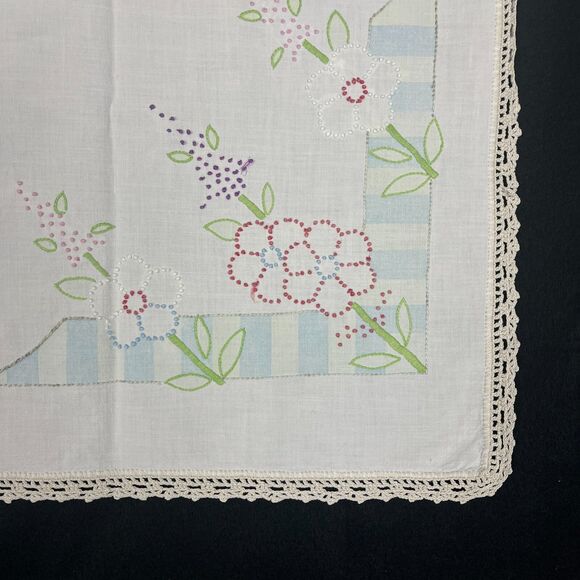 2 VTG kitchen Tablecloth Material 33in x 33in Hand Embroidered Flowers 1950s MCM - Picture 4 of 16